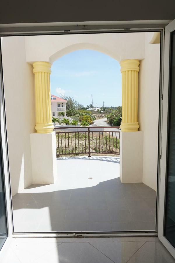 Self Contained Apartment With Private Kitchen Higher Heights, Barbados Крайст-Черч Экстерьер фото